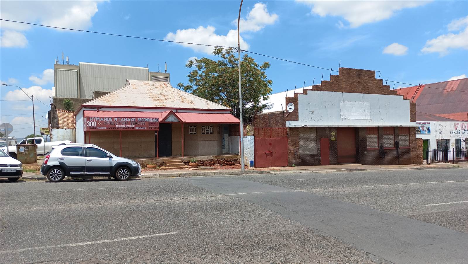 175  m² Commercial space in Fairview photo number 16
