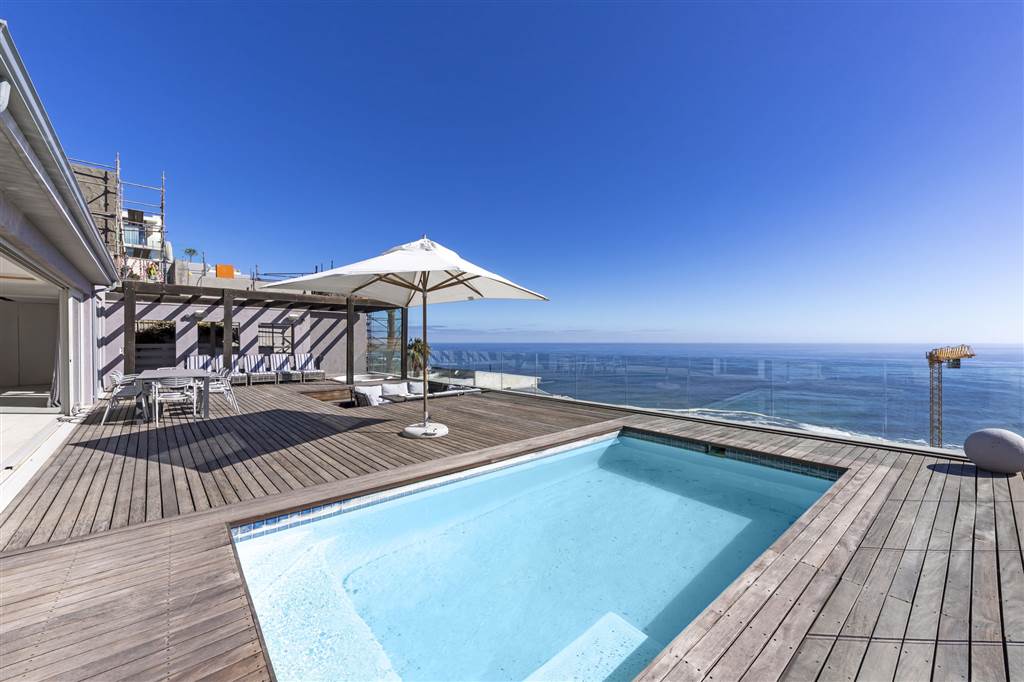 3 Bed Penthouse for sale in Bantry Bay | T4631733 | Private Property