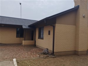 5 Bed House in Vanderbijlpark CE2