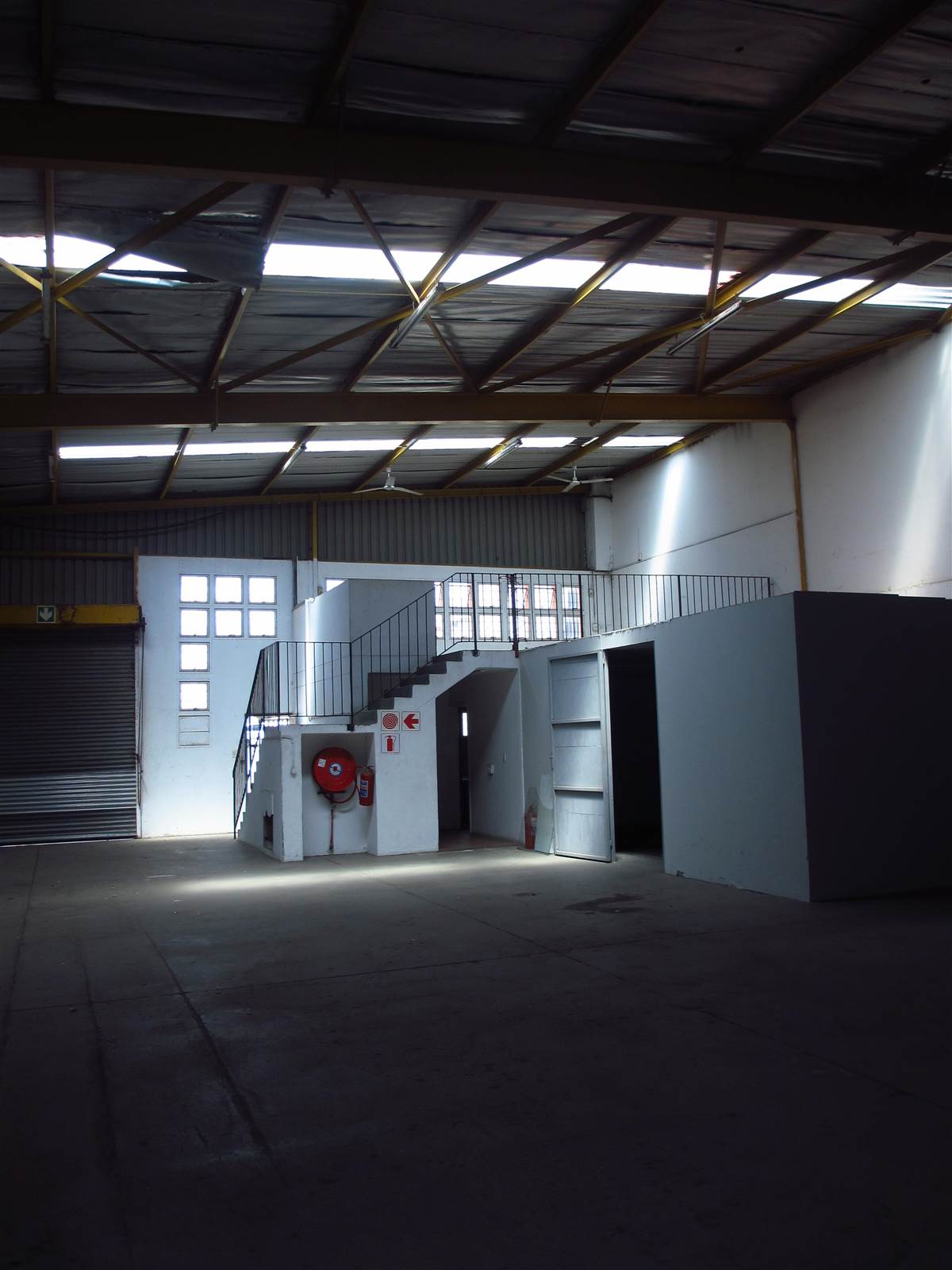 344  m² Industrial space in Kya Sands photo number 10